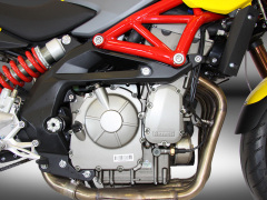 Benelli Café 600 - 03